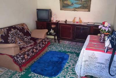 Casă cu 3 camere cu Teren 2426 Mp în Central - 7
