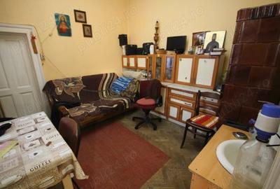 Casă cu 5 camere în Fratelia