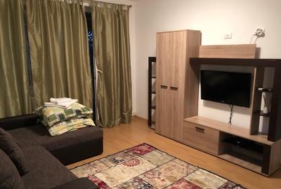 Apartament cu 4 camere semidecomandat, mobilat în Tomis Nord - 1