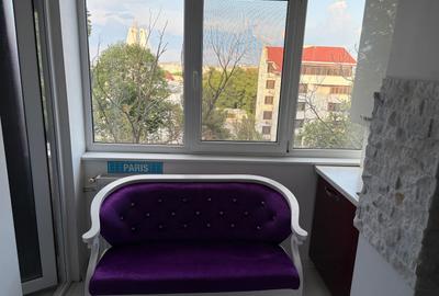 Apartament cu 2 camere semidecomandat în Exterior Vest