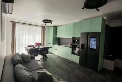 Apartament cu 3 camere decomandat în Florești