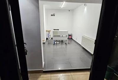 Apartament cu 3 camere decomandat în Central - 3