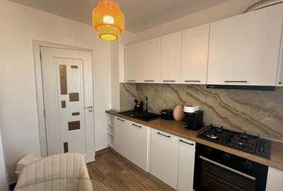 Apartament cu 2 camere semidecomandat în Militari