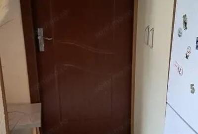 Apartament cu 2 camere decomandat în Tei - 3