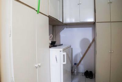 Apartament cu 3 camere decomandat în Central - 1