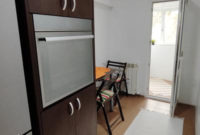 Garsonieră decomandată în Gara - 9