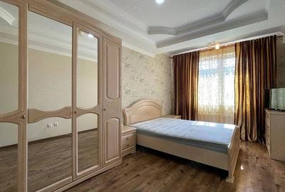 Garsonieră decomandată în Decebal