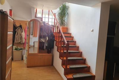 Casă cu 6 camere cu Canalizare în Turnișor - 11