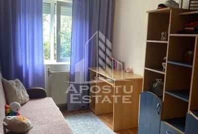 Apartament cu 3 camere decomandat în Lipovei - 5