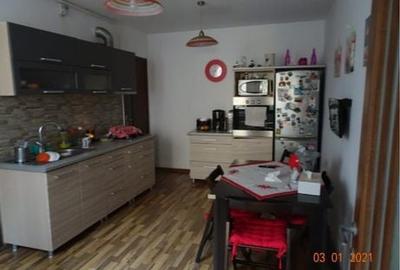 Casă cu 3 camere în Central - 7
