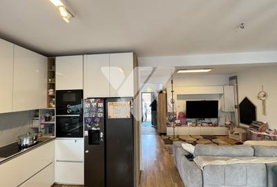 Duplex cu 4 camere cu Canalizare în Cristian - 3
