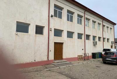 Spațiu comercial, de 610 mp, în Central - 2