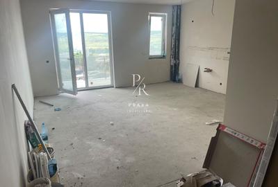 Apartament cu 3 camere semidecomandat în Florești - 2
