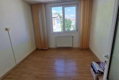 Apartament cu 3 camere decomandat în Central - 7