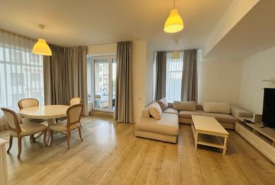 Apartament cu 3 camere decomandat, mobilat în Barbu Văcărescu