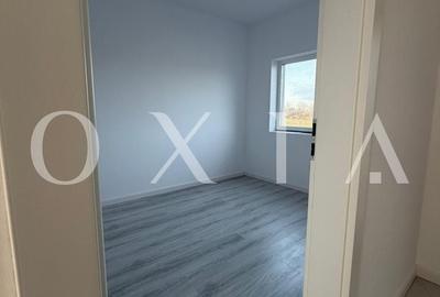 Duplex cu 5 camere cu Canalizare în Remetea Mare - 2
