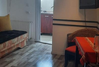 Garsonieră decomandată în Brașovul Vechi - 3