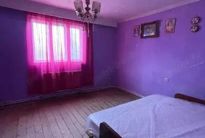 Casă cu 3 camere în Micești - 4