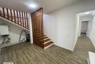 Casă cu 5 camere cu Teren 562 Mp în Răucești - 16
