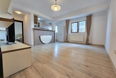 Apartament cu 3 camere decomandat, mobilat în Palat - 3