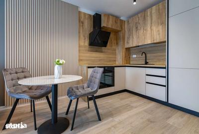 Apartament cu 2 camere decomandat în Central - 1