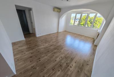 Apartament cu 2 camere semidecomandat în Titan