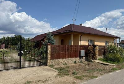 Casă cu 2 camere în Doba