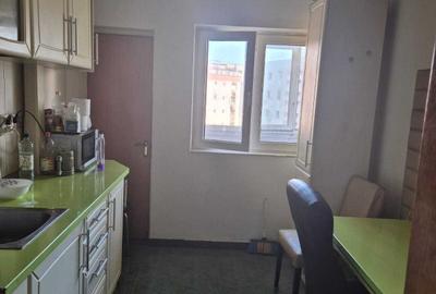 Apartament cu 4 camere decomandat în Teiul Doamnei - 6