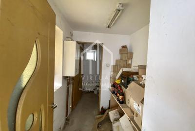 Casă individuală cu 3 camere cu Canalizare în Central - 2