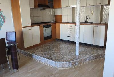 Apartament cu 4 camere semidecomandat în Lacu - 6