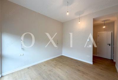 Apartament cu 3 camere semidecomandat în Complex Studențesc