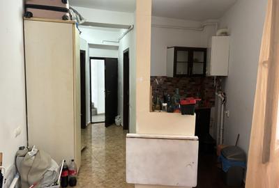 Garsonieră semidecomandată în Central