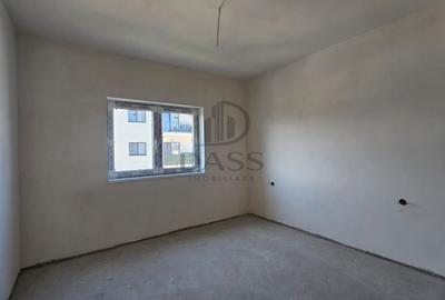 Apartament cu 3 camere semidecomandat în Șelimbăr - 1