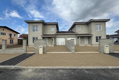 Duplex cu 5 camere cu Teren 400 Mp în Moșnița Nouă