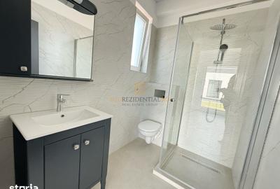 Casă cu 4 camere cu Teren 369 Mp în Vidra