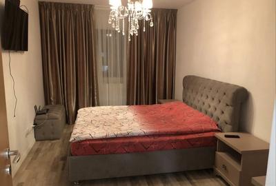 Apartament cu 3 camere decomandat, mobilat în Colentina