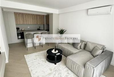 Apartament cu 2 camere semidecomandat, mobilat în Pipera