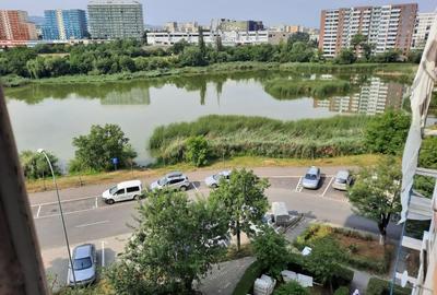 Apartament cu 2 camere decomandat în Între Lacuri - 1