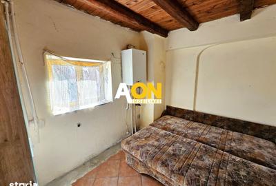 Casă cu 4 camere cu Teren 300 Mp în Cetate
