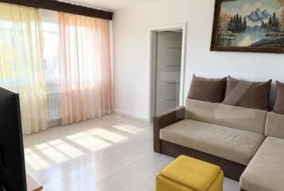 Apartament cu 2 camere semidecomandat, mobilat în Nord-Vest
