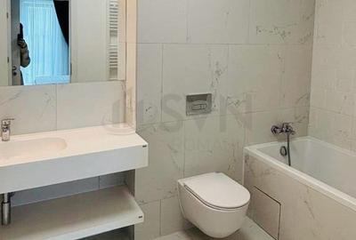 Apartament cu 3 camere semidecomandat în Băneasa
