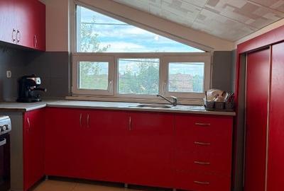Casă cu 6 camere cu Teren 606 Mp în Central