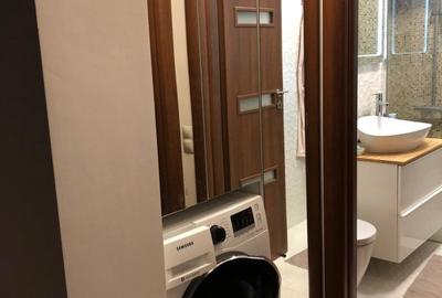 Apartament cu 3 camere decomandat în Titan - 4