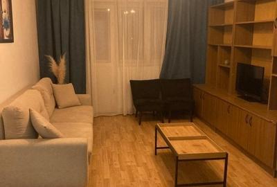 Apartament cu 3 camere decomandat, mobilat în Centru Civic - 1