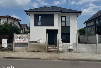 Casă cu 5 camere cu Teren 426 Mp în Central