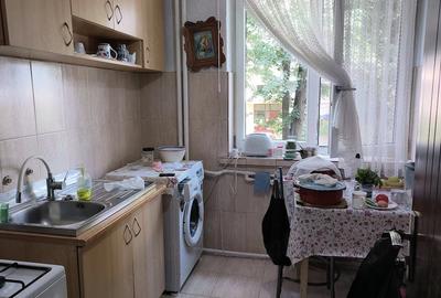Apartament cu 3 camere semidecomandat în Central - 2