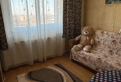 Apartament cu 4 camere decomandat în Central - 2