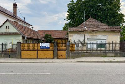 Casă individuală cu 4 camere cu Canalizare în Bărăbanț
