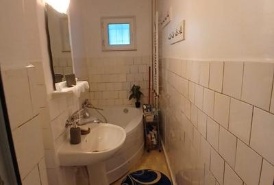 Apartament cu 2 camere nedecomandat în Tache - 2