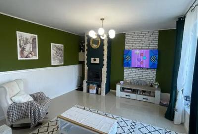 Casă cu 5 camere cu Teren 720 Mp în Satu Nou de Sus - 3
